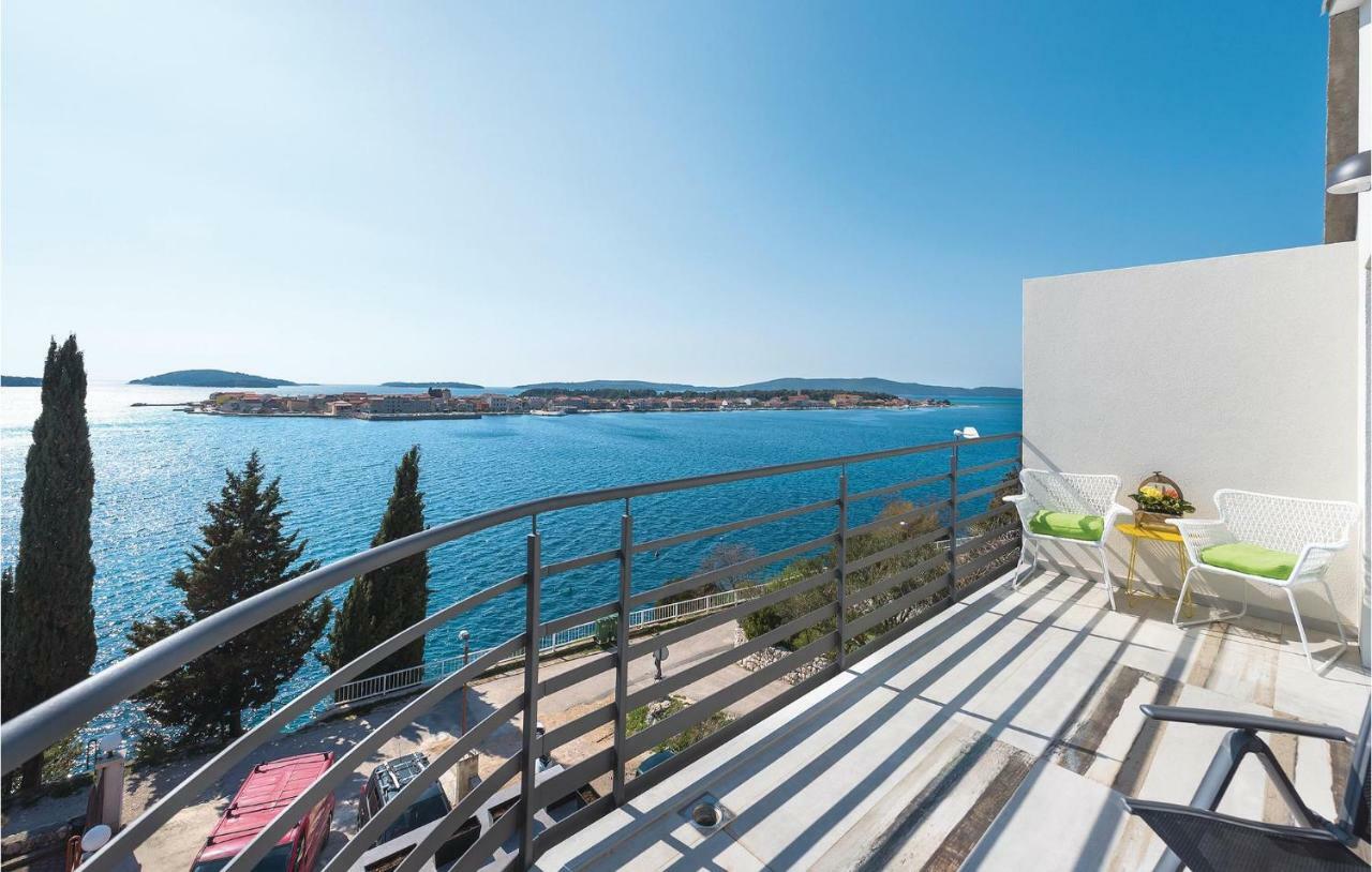 Cozy Apartment In Brodarica With Wifi Exterior photo